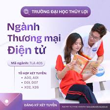 Sinh vi&ecirc;n ng&agrave;nh thương mại điện tử học l&yacute; thuyết v&agrave; thực h&agrave;nh tr&ecirc;n s&agrave;n TMĐT, website v&agrave; c&aacute;c c&ocirc;ng cụ digital marketing