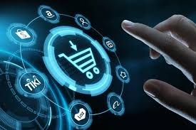 Sinh viên học ngành thương mại điện tử tham gia buổi workshop về những kỹ năng nên học thêm